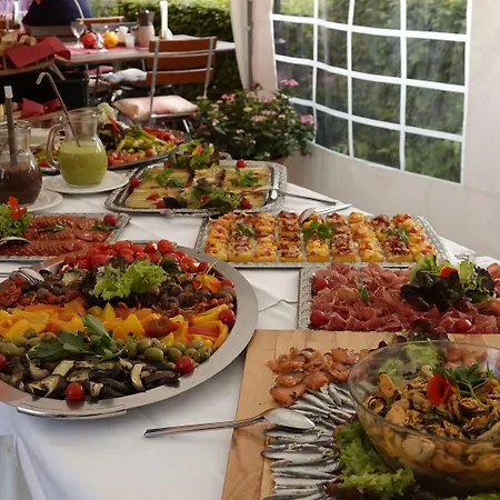 Hotell Nierswalder 3*