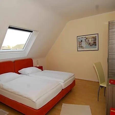 Hotel Nierswalder 3*