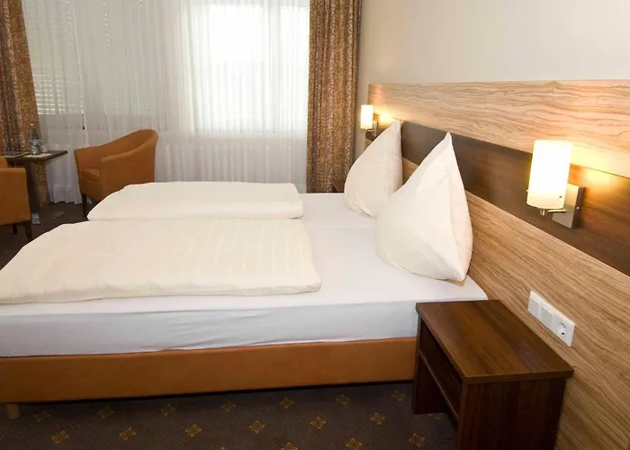 Hotel Nierswalder 3*