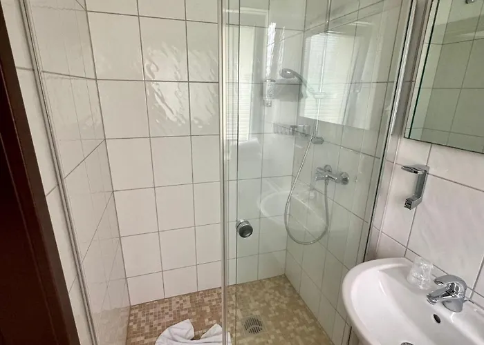 Hotel Nierswalder 3*