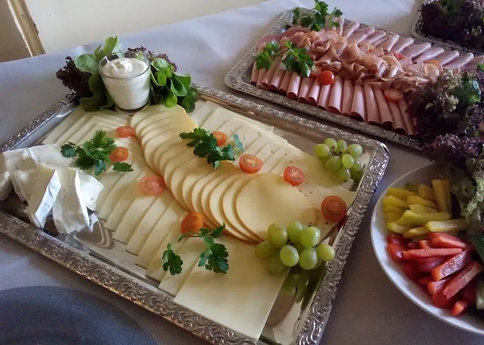 Hotel Nierswalder 3*